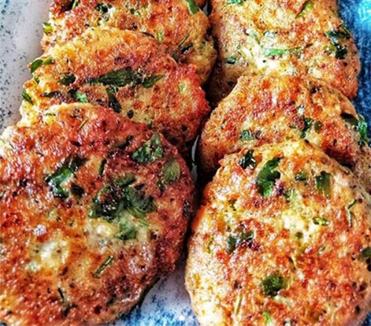 Bayat Ekmek Köftesi