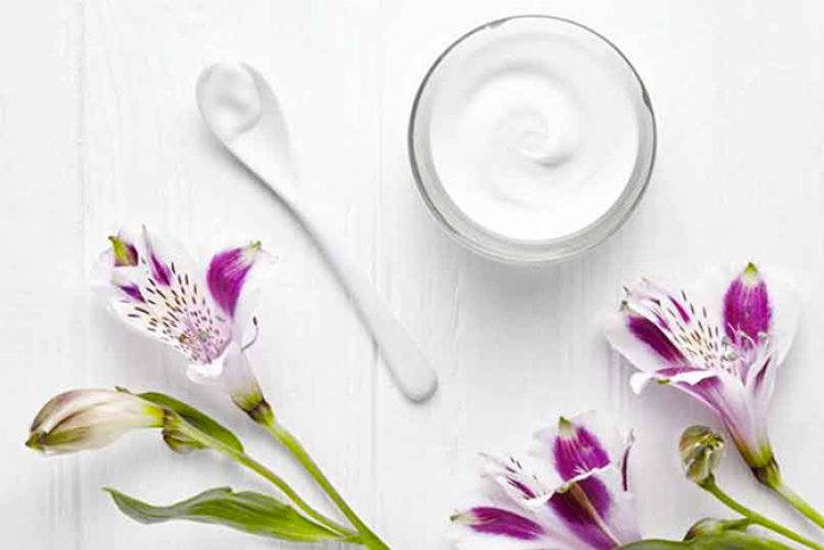 Evde Yapabileceğiniz Doğal Serum ve Nemlendiriciler