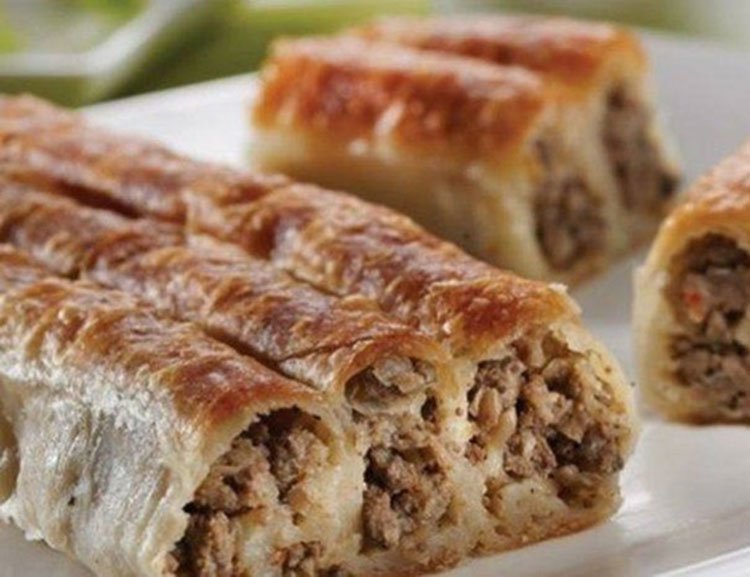 Kıymalı Börek
