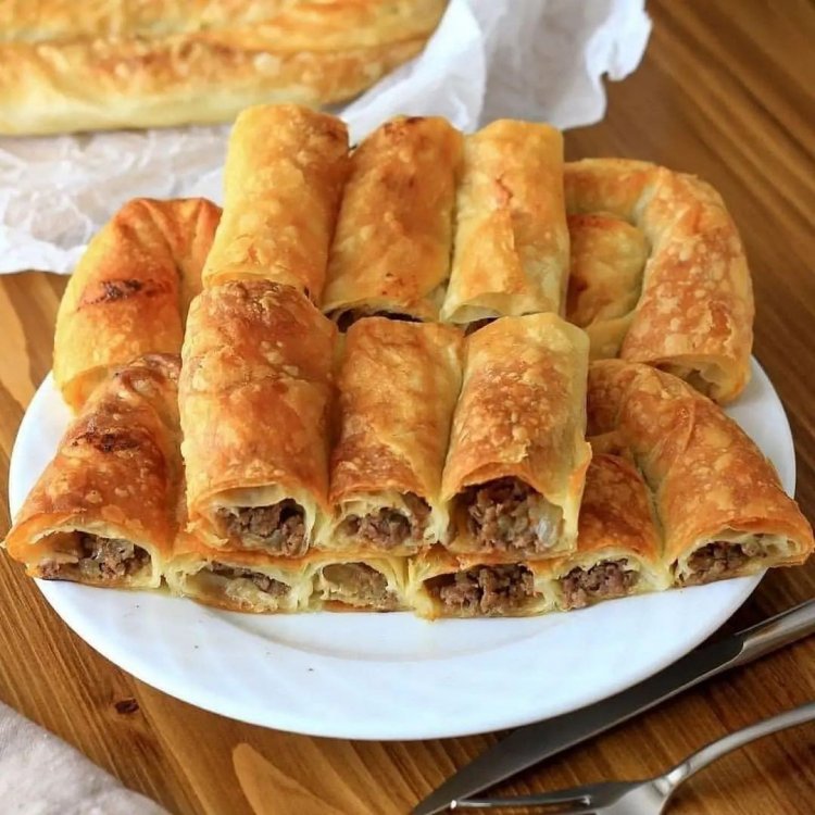 Kıymalı Börek