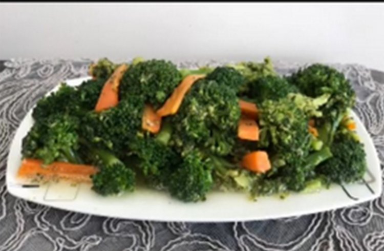 Brokoli Salatası