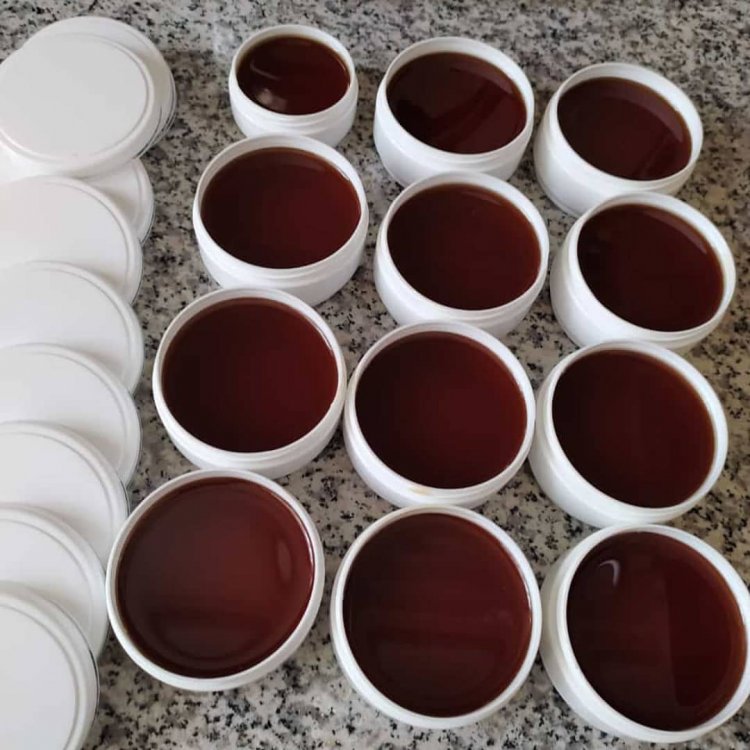 Doğal El Yapımı Bitkisel Kremler